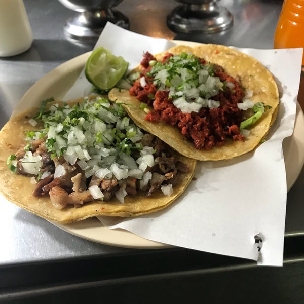 Álbumes 93+ Foto Como Hacer Tacos De Cabeza De Res Y Consomé Cena Hermosa