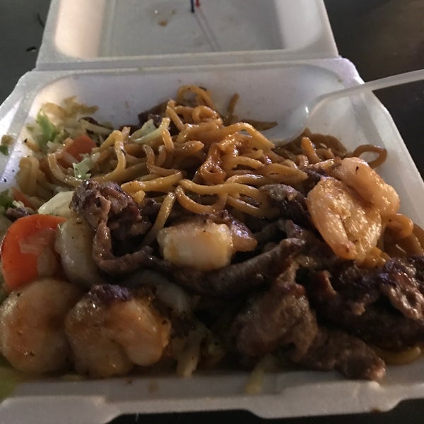 Токио сан. Чэнду токио. Ролл "огурец". Токио сан. Ролл из огурца с креветкой.