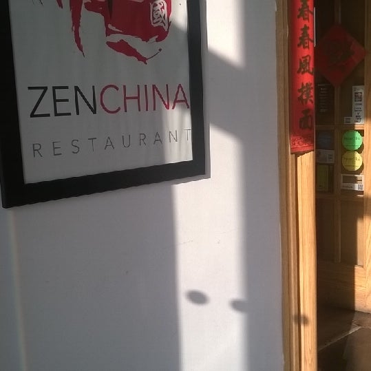 Photo taken at Zen China Restaurant by Michael W. on 9/8/2014