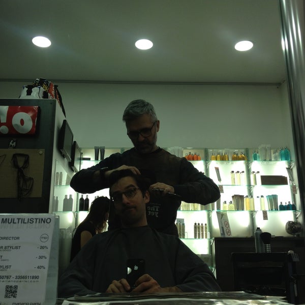 Photo taken at Mariano Parisi - Hair &amp; Makeup - Barber by Alberto on 4/20/2013
