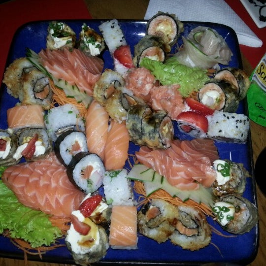 Photo taken at Sensei Lounge Sushi by Pedro O. on 10/16/2012