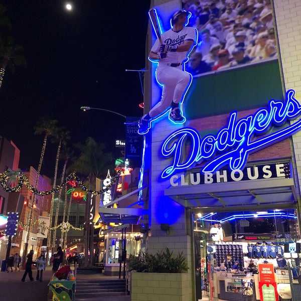 Dodgers Clubhouse Shop - Clothing Store in Universal City