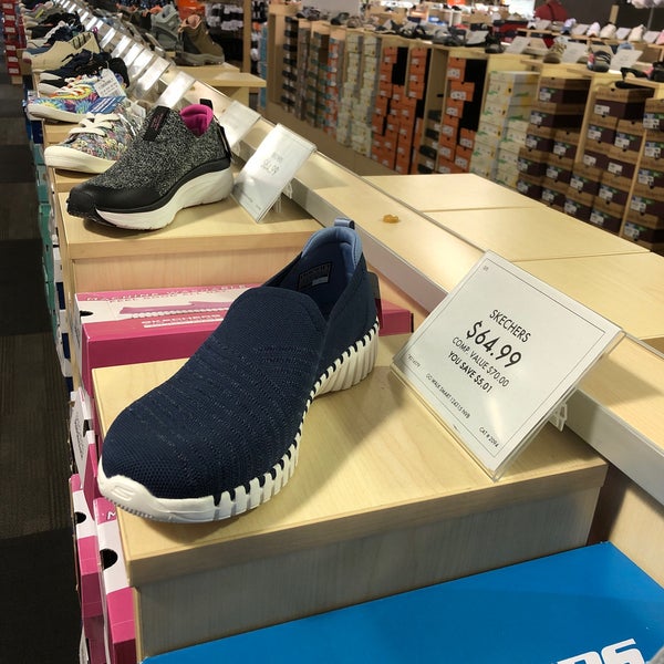 Dsw near galleria best sale