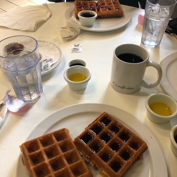 4/11/2021 tarihinde Christy A.ziyaretçi tarafından More Than Waffles'de çekilen fotoğraf