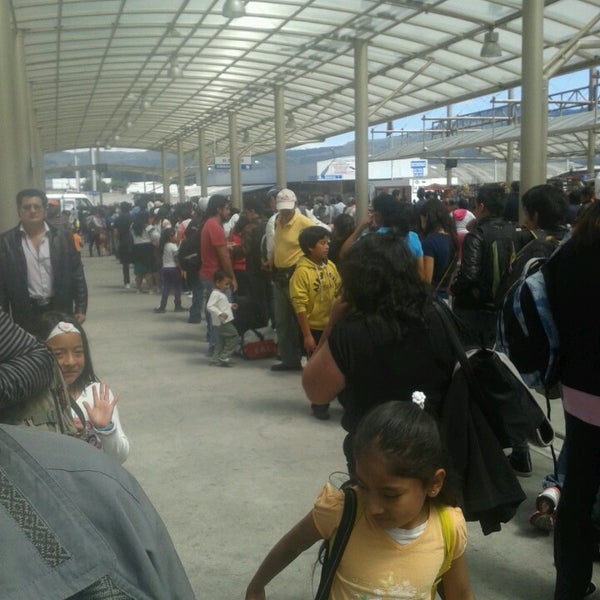 Photo taken at Terminal Terrestre De Carcelén by SANTIAGO V. on 3/29/2013