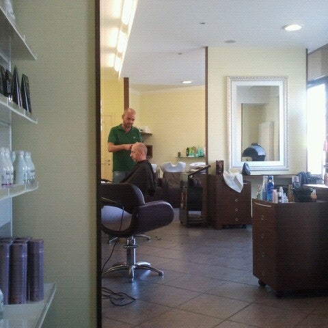 Il Bello Delle Donne Da Martino Salon Barbershop