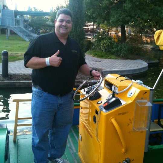 Photo prise au Water Taxi of Oklahoma par Eddie M. le10/9/2012