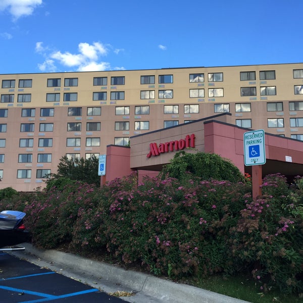 Photo taken at Ann Arbor Marriott Ypsilanti at Eagle Crest by Jeff B. on 7/1/2016