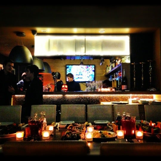 11/2/2012にКирилл Щ.がShu Cafeで撮った写真