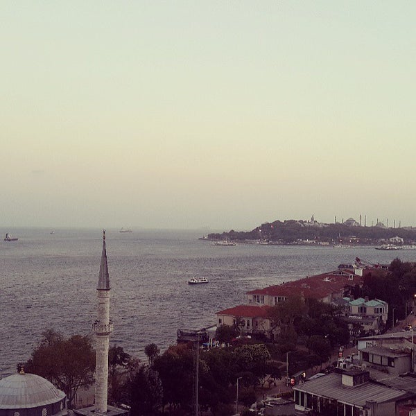 รูปภาพถ่ายที่ Padya Residence โดย Hüseyin Ö. เมื่อ 8/7/2013