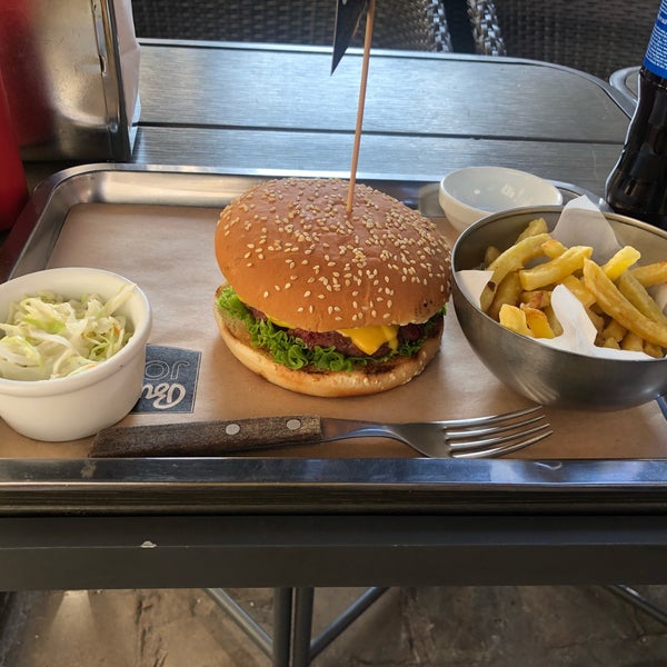 Photo taken at Burger Joint by Adem2️⃣4️⃣ on 8/12/2019