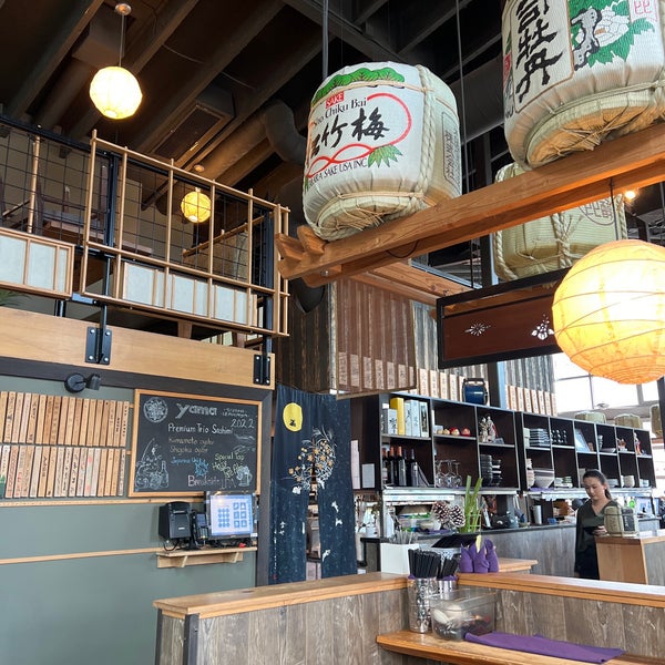Photo taken at Yama Sushi &amp; Izakaya by 🐍Ssstephanie on 1/2/2023