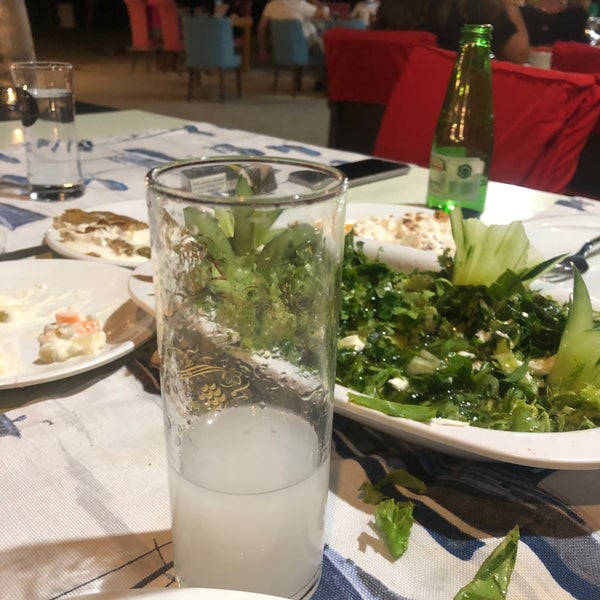 Снимок сделан в Batıpark Karadeniz Balık Restaurant пользователем Turan K. 8/5/2023