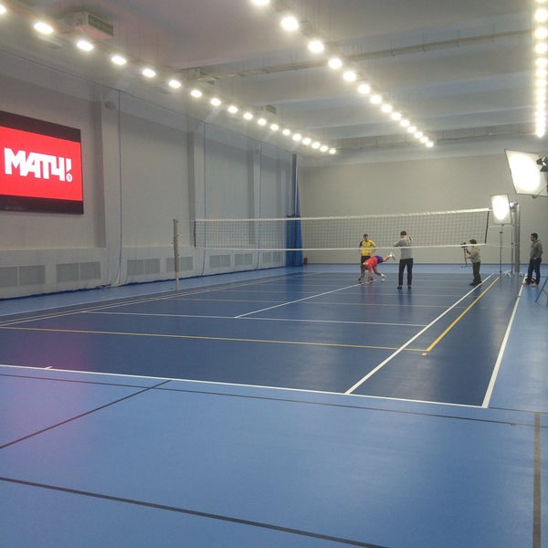 Освещение кортов Newton Arena
