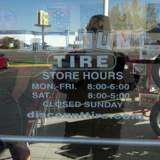 Discount Tire Hours Sunday >> Photos At Discount Tire 4 Tips Discount Tire Hours Sunday >> Photos At Discount Tire 4 Tips