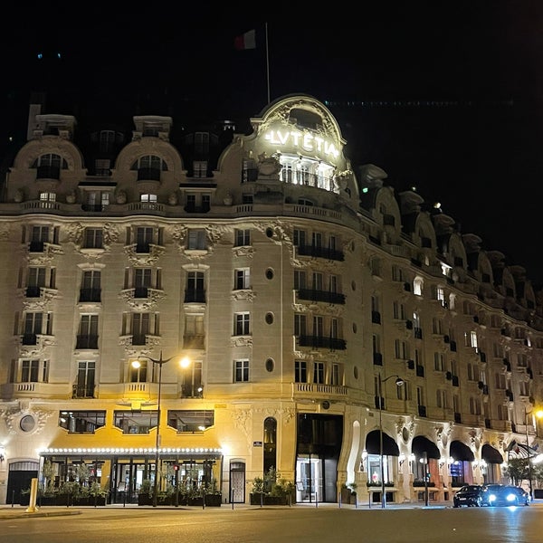 Das Foto wurde bei Hôtel Lutetia von Michael H. am 8/7/2021 aufgenommen