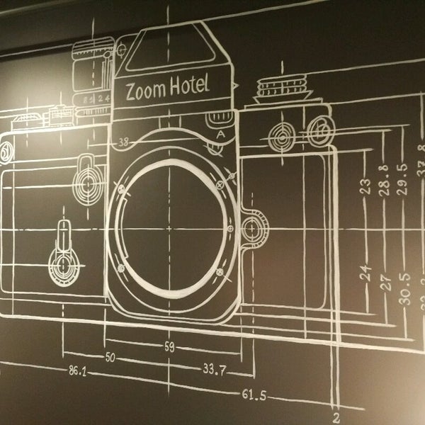 รูปภาพถ่ายที่ Zoom Hotel โดย Lonifasiko.com - Miguel Loitxate เมื่อ 5/5/2017