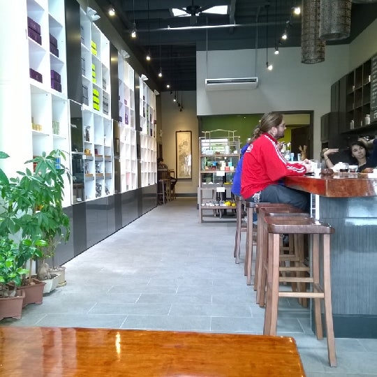 Photo taken at Smacha Tea by Rocky C. on 5/3/2014