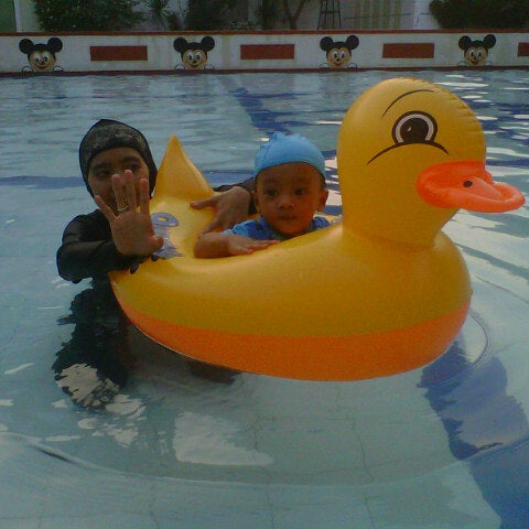 Kintamani sport club (swimming pool) - 15 visitors