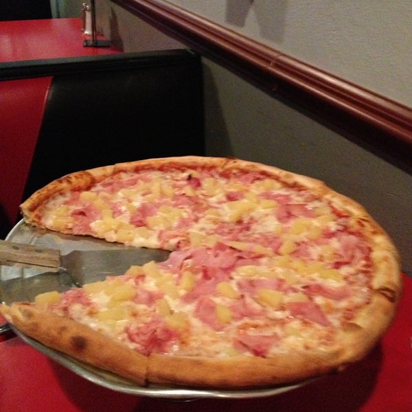 3/21/2013にMiguel S.がTony&#39;s Pizzeria &amp; Ristoranteで撮った写真