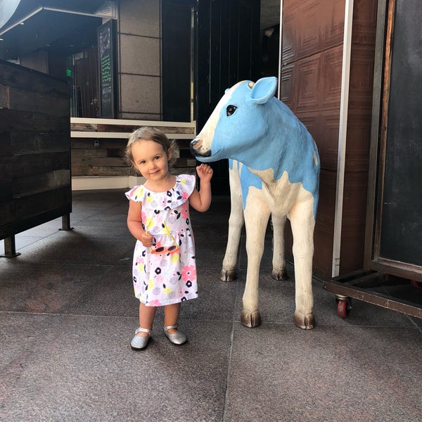 9/19/2018에 Briana L.님이 Blue Cow Kitchen &amp; Bar에서 찍은 사진