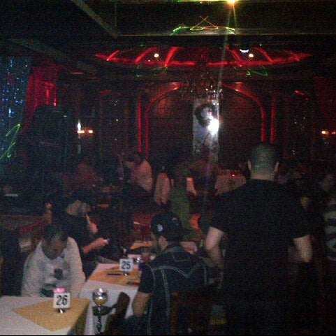 Foto diambil di Mijana Hookah Lounge &amp; Restaurant oleh Royalty pada 1/21/2013
