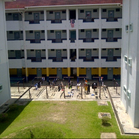 V6 Kamsis Politeknik Merlimau Building In Melaka