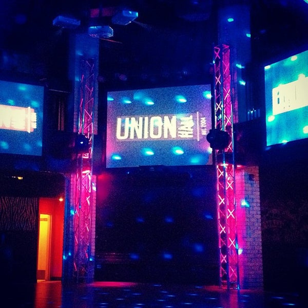 Foto tirada no(a) Union Hall Events Centre por Romy Y. em 6/28/2013