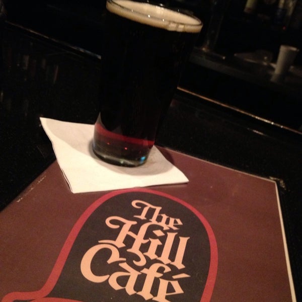 Foto tirada no(a) The Hill Cafe por Jennifer G. em 6/5/2013