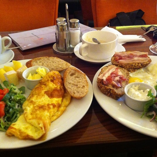 бюджетный завтрак.