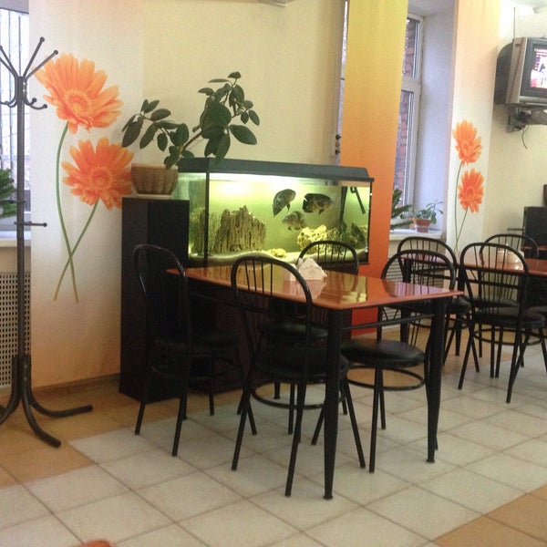 Пельмешкин дворик нижний тагил. Кафе пельмешкин дворик. Пельмешкин дворик добрянка. Кафе кафе пельмешкин дворик. Украинский дворик геленджик.