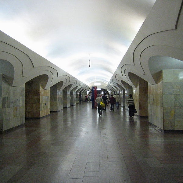 Метро шоссе энтузиастов