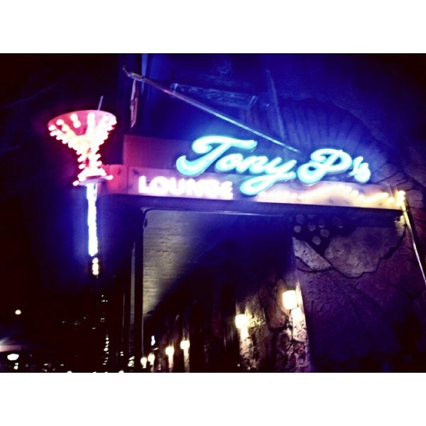 Photo taken at Tony P&#39;s 17th Avenue by Ohmer S. on 2/3/2015