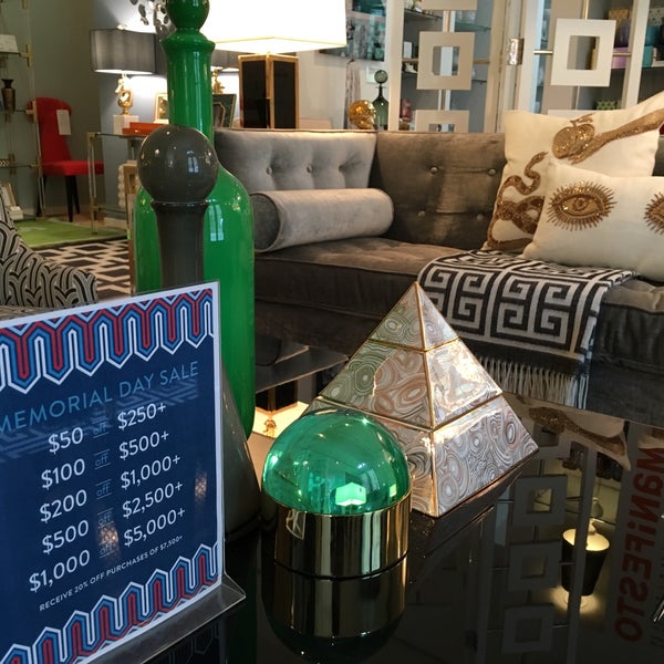 Jonathan Adler Near North Side 2 tips from 346 visitors