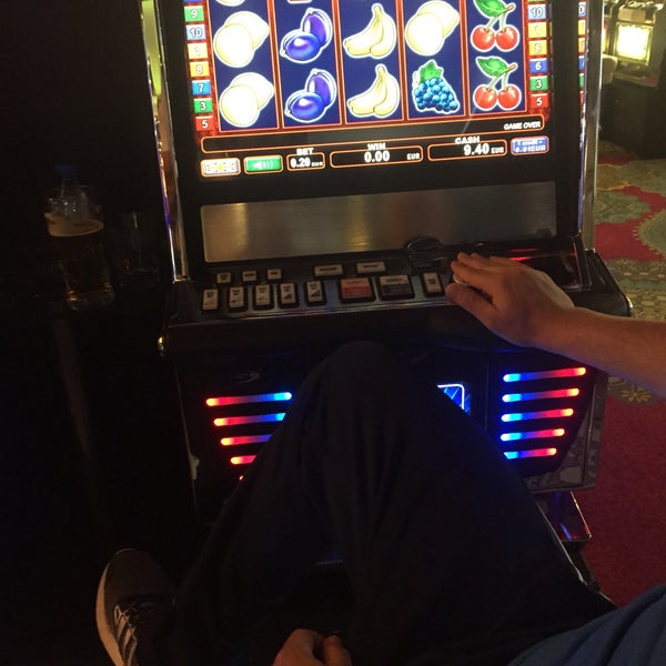 5/28/2016にGürselがPlatinum Casino &amp; Hotelで撮った写真