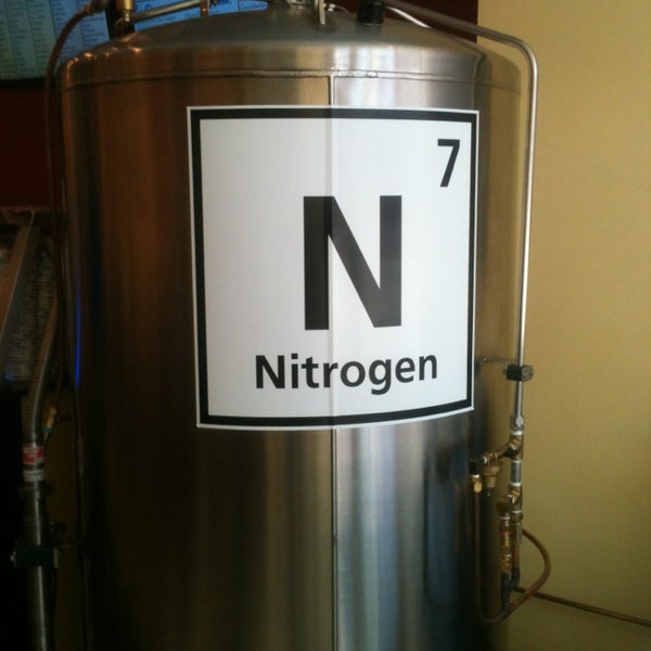 9/27/2013에 Monfreda님이 Sub Zero Nitrogen Ice Cream에서 찍은 사진