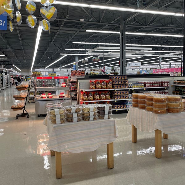 Meijer 7240 W Central Ave