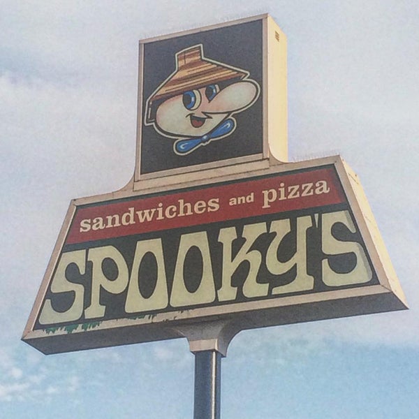 Photo taken at Spooky&#39;s Pizza by Angelo G. on 8/25/2015