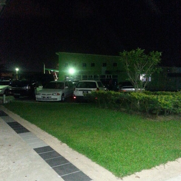 The Village Plaza Edinburgh 500, Chaguanas