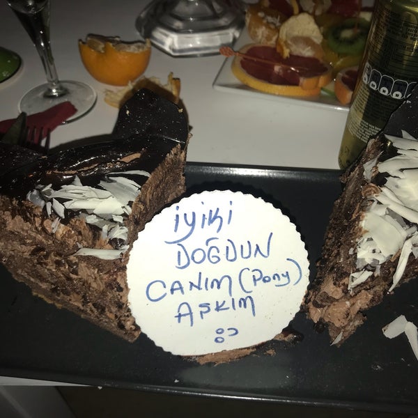 Photo prise au Küba Restaurant &amp; Lounge Bar par BODRUM J. le1/19/2019