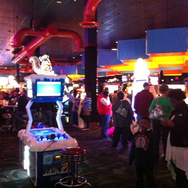 Photo taken at Dave &amp; Buster&#39;s by Ken B. on 12/30/2012