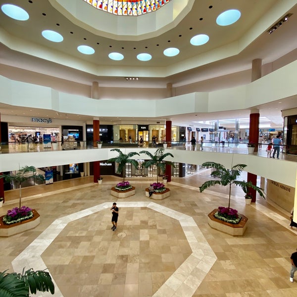 Malls of America: South Coast Plaza