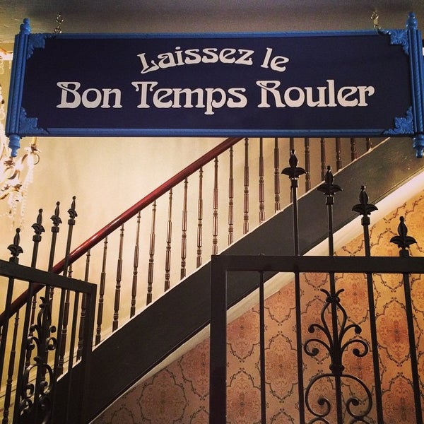 Das Foto wurde bei Cafe Soule and The Paris Room von Rob H. am 12/28/2014 aufgenommen