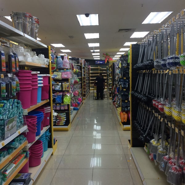 Шуруповерт omax 01310. Выкладка товара. Магазин ярче внутри. Магазин по мм2. Кабель 50 мм2 диаметр провода.