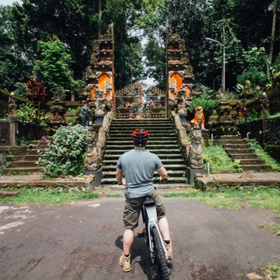 1/14/2017 tarihinde Green Bikes Bali Ubudziyaretçi tarafından Green Bikes Bali Ubud'de çekilen fotoğraf