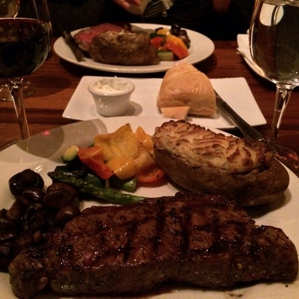 Photo taken at The Keg Steakhouse + Bar - Gilbert by Rogel C. on 1/25/2014