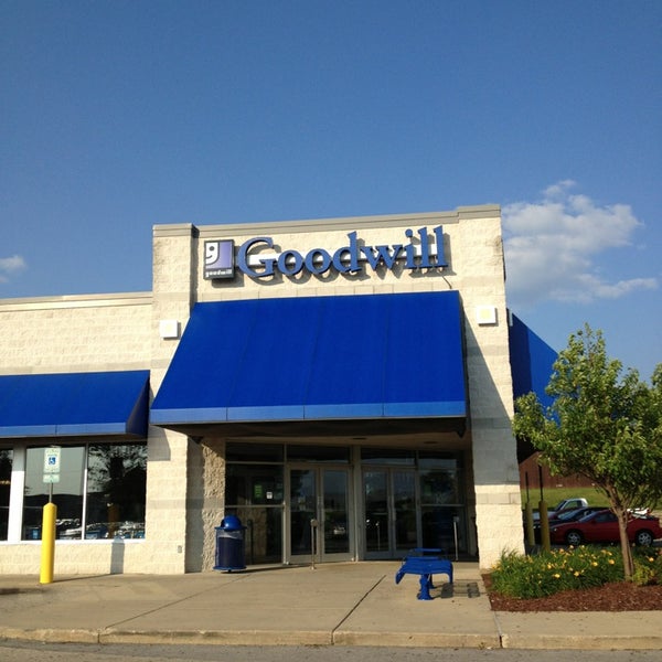 Photos at Goodwill Vintage and Thrift Store in Sturtevant