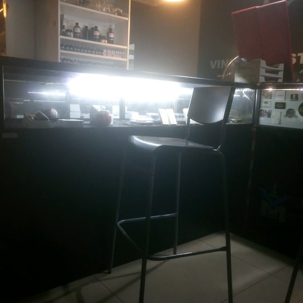 Vintage Master Vape 69 Visitors