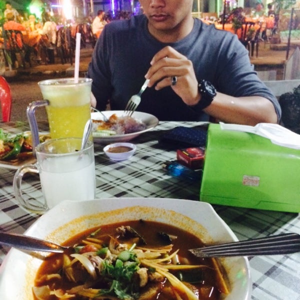 Photos At Restoran Tomyam Bistrobistro Karaoke Taman Batu