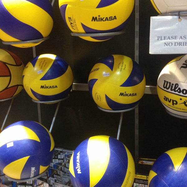 S p s m спортивная. Спорт НСК. Котовского 3 2 Новосибирск спортивный магазин. Товары для волейбола. Новосибирск спорт Глобус.